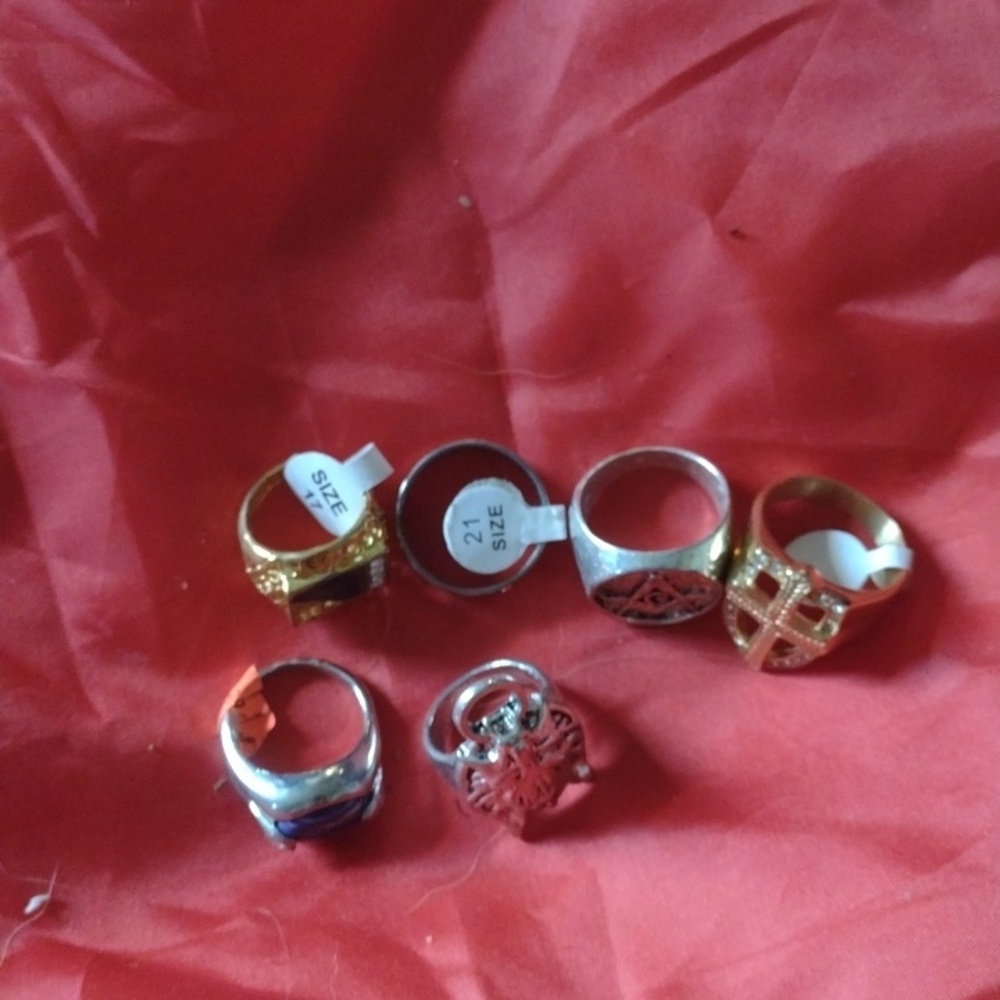 Men's rings